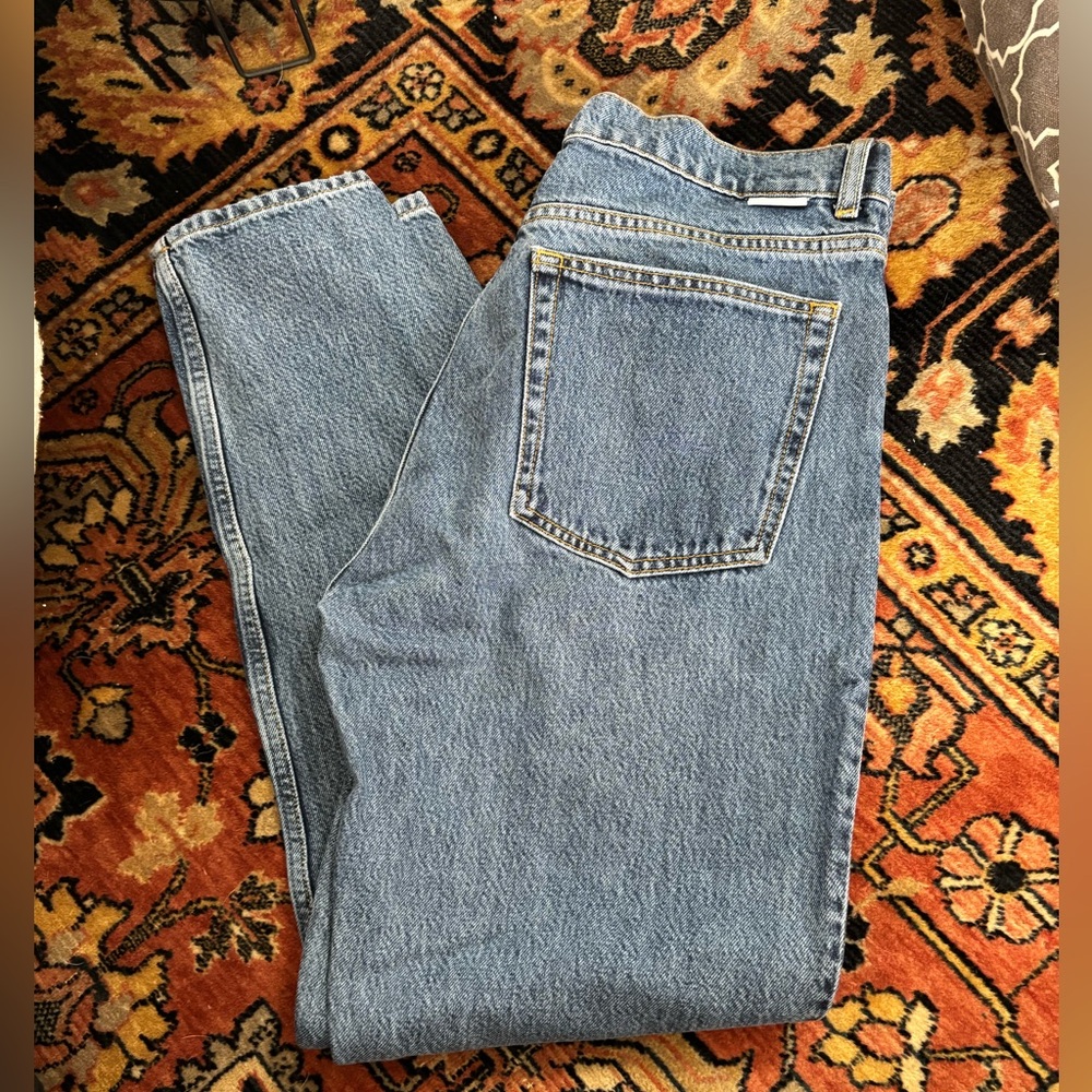 Boyish By Her - Billy Jeans
